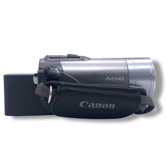 Canon VIXIA HF R200 Full HD 1080p AVCHD Camcorder Turns On NO SCREEN New Battery - Picture 12 of 16